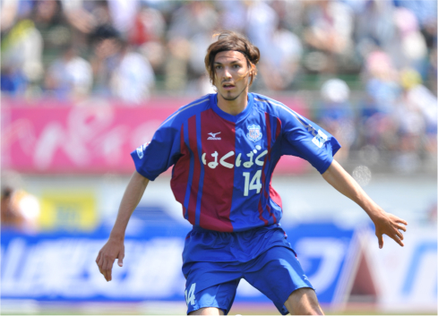 甲府在籍中選手として初めて日本代表に選出されたハーフナー マイク(c)J LEAGUE